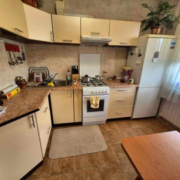 Продам 2х кімн на вул.Марганецькій,22(район ДВРЗ)