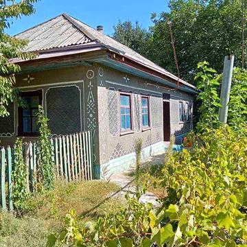 Продається приватний будинок з городом