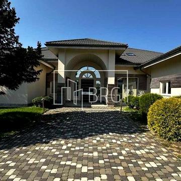 Продажа дома с бассейном 70 соток Ходосеевка без комиссии