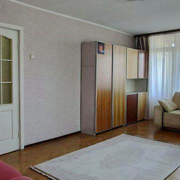 Продаж 1к - 43 м2 / Шептицького 7 (м. лівобережна) ВЛАСНИК