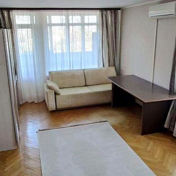 Продаж 1к - 43 м2 / Шептицького 7 (м. лівобережна) ВЛАСНИК