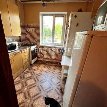 Продаж 3 к квартири в центрі Харківського масиву низький 2 й поверх