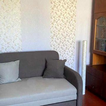 Довгострокова аренда 1к  квартири 5 хв метро Вирлиця./Дарницький