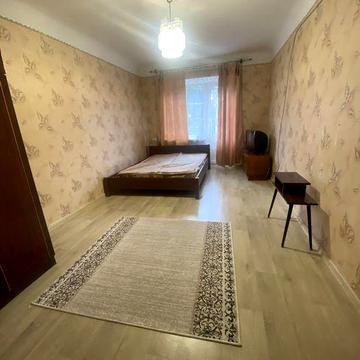 Оренда 2ох кім з гарною косметикою в центрі міста