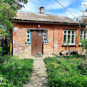 Продам будинок з земельною ділянкою на Бучмах
