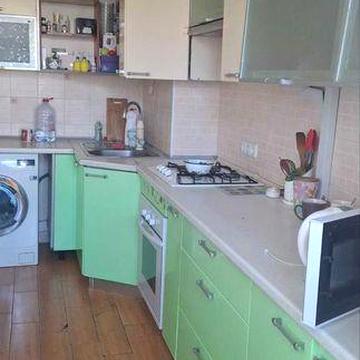 Продам 4-х комн. квартиру на Черёмушках на ул. Бреуса