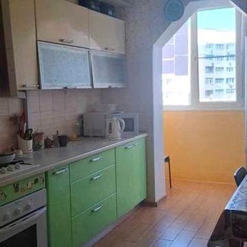 Продам 4-х комн. квартиру на Черёмушках на ул. Бреуса