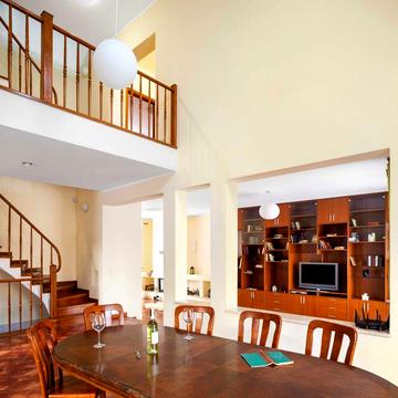 Оренда будинка 420 кв.пр. Проспекті Валерія Лобановского. Без комісії