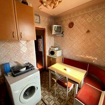 3х кімнатна квартира здається в оренду.