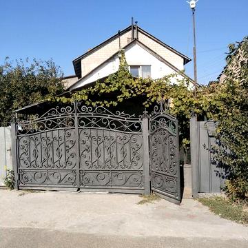 Продаж 5к Квартира Світла (Травнева) вулиця