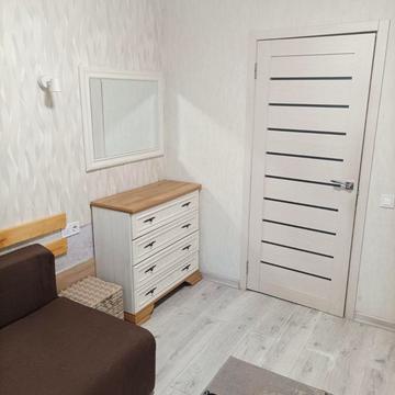 Андріївська, 10/12