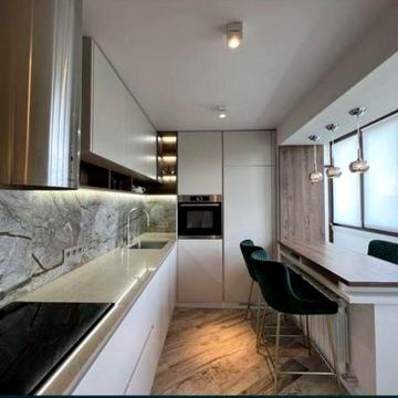 Снизили цену! Квартира с шикарным ремонтом!!Продам 2ком.кв  Центр.