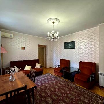 Дмитра Яворницького просп. (Карла Маркса), 45-Б