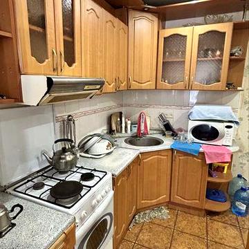 Продам 3-4 к квартиру  87 м2 м. Хол. Гора, Залютино ул. Муратова, 26