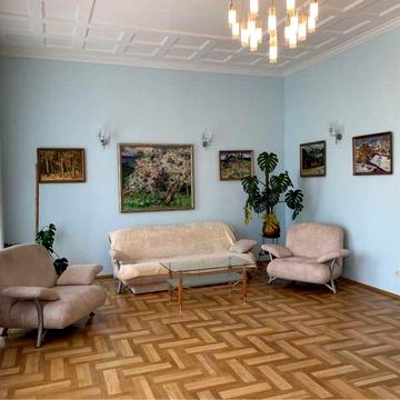 Оренда 4 кім. VIP-квартири 180 m², вул. Каліча Гора, Галицький район