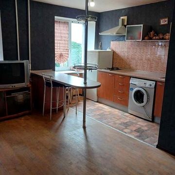 Продам 1 кiмнатну квартиру пр.Iвана Мазепи