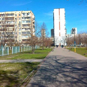 None 9500.0 UAH
