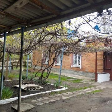 Продається будинок у смт.Сахновщина-5 хвилин до центру!