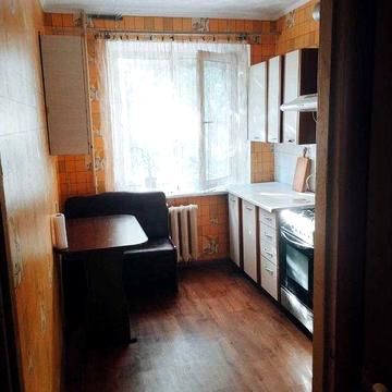 Продам 3-кімнатну квартиру зі своїм підвалом на Набережній Перемоги