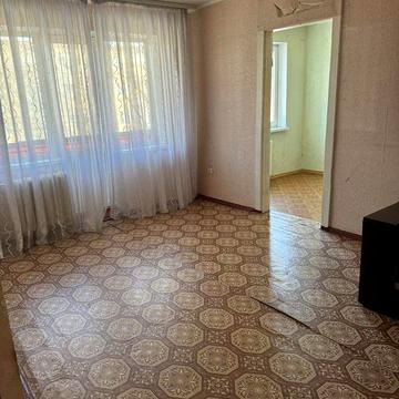 Продаж 2 кімнатноі квартири Покровський район, 44 квартал.