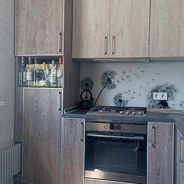 ВПЕРВЫЕ! Продам хорошую 2ух ком квартиру с ремонтом, мебелью. техникой