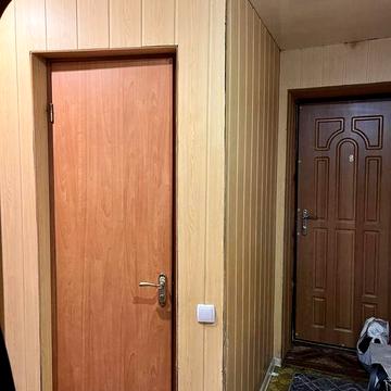 Продам 2- кімнатну квартиру в тихому районі.