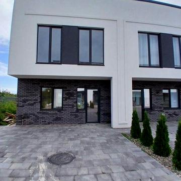 Таунхаус є Оселя, без комісії