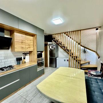 Продам 3-кімнатну квартиру в новобудові! Ближня Київська