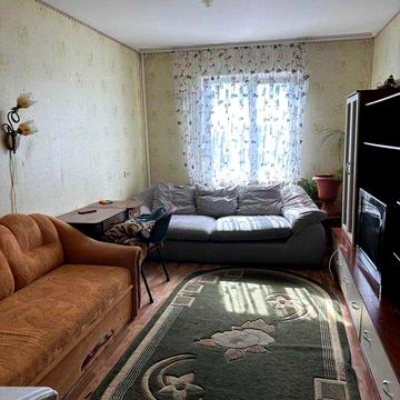 Продам 3 кімнатну квартиру на Піщаном м-ві