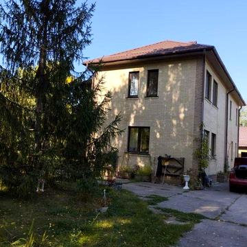 Продаж будинку  наберезі Дніпра  м. Переяслов !