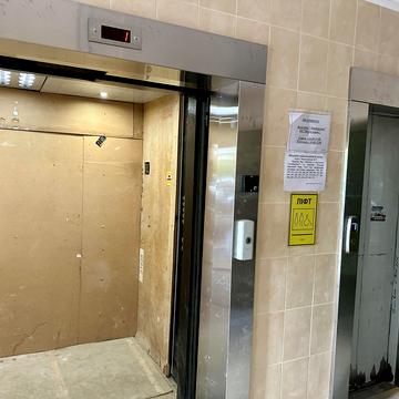 Милославська вул., 18