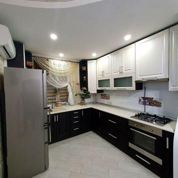 Івана Сльоти вул., 50а