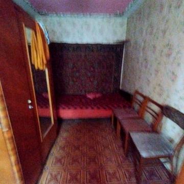 Середня вул., 19