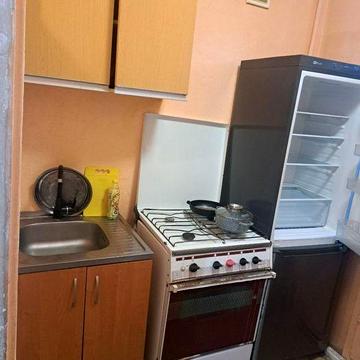 Продам бюджет-ю 1 ком кв-ру, Осипенковский м-рн, ул Узбекистанская 8/9