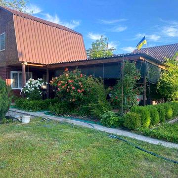 Продам двоповерхову  дачу на Власівці
