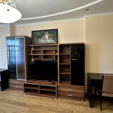 Вільна 2-кімн.кВ в Центрі (вул.Святотроїцька 94)