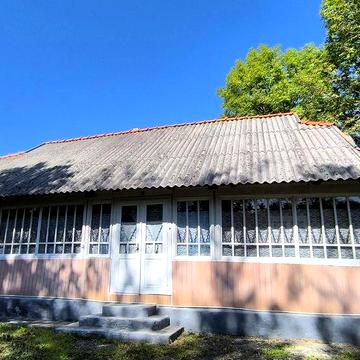Продається хата    Середній Березів