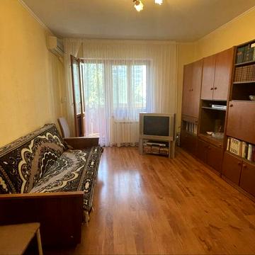 Оренда 3к квартири Правди,70А Європейського Союзу, Ретровіль.