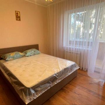 Оренда 3к квартири Правди,70А Європейського Союзу, Ретровіль.