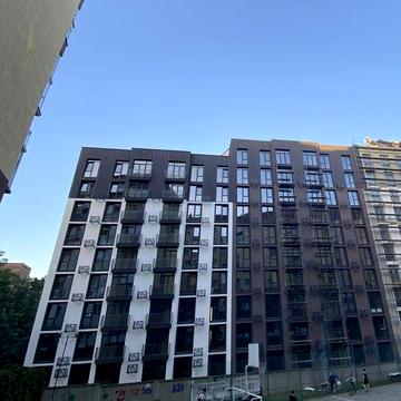 Продається двокімнтна новобудова район ТЦ Майдан