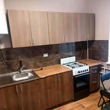 Івана Миколайчука вул., 7