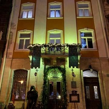 Площа Ринок , квартира в самому серці Львова!