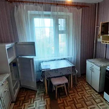 Дарницька вул., 9