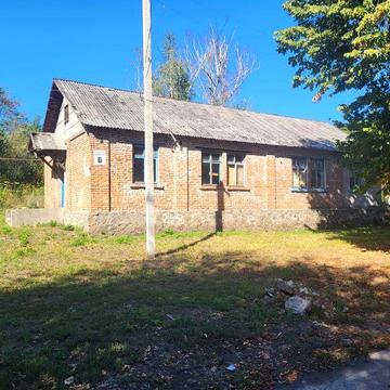 Продам две трехкомнатные квартиры на земле в одном доме.