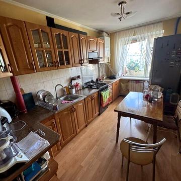 Продаж 3к Квартира Лепкого Богдана вулиця