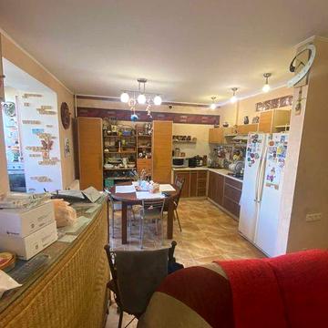 Продам трехкомнатную  квартиру в Одессе на ул. Вильямса