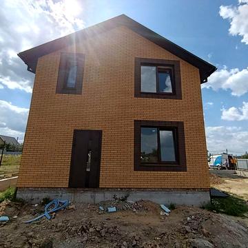 Двоповерховий будинок,вул.Богомольця ,старе місто ь