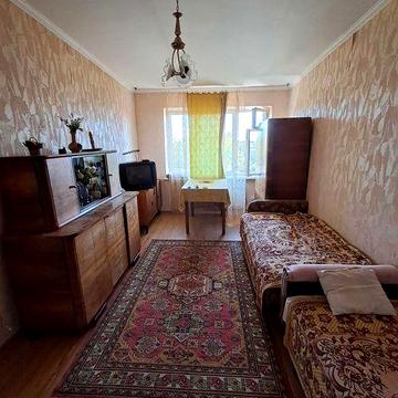 Продається 3- х кімнатна квартира в Ужгороді