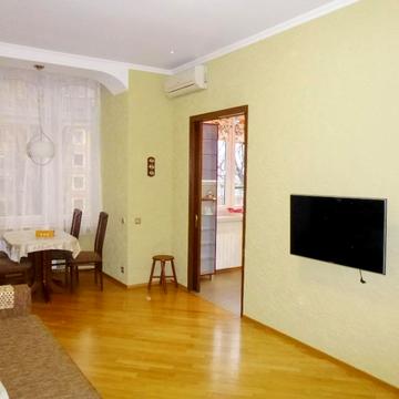 Дарвіна вул., 8
