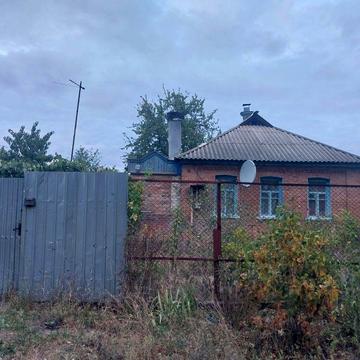 Продам будинок.,м.Ізюм. вулиця Стуса Василя,55